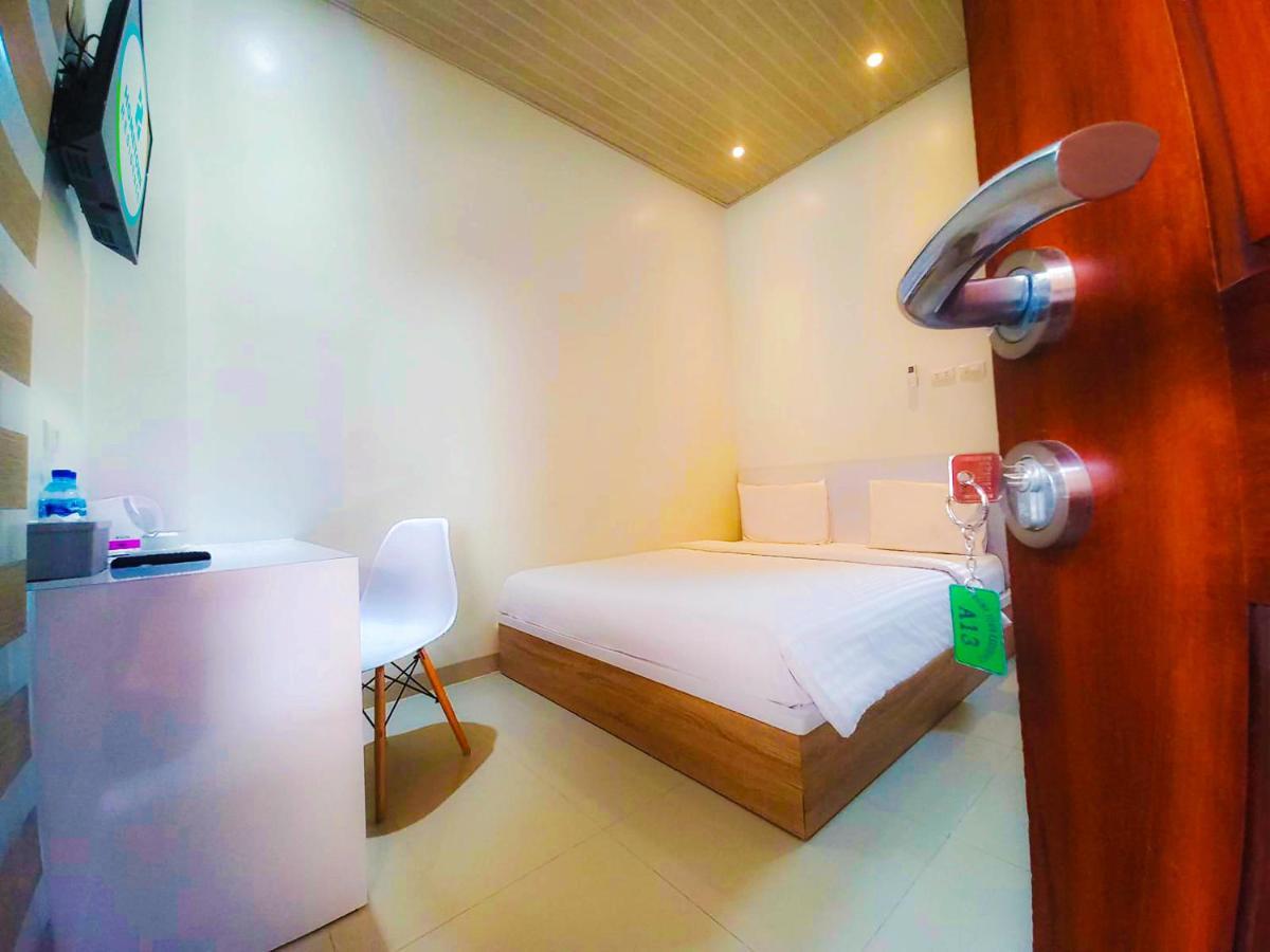 Hometown Residence Bandar Lampung Bagian luar foto