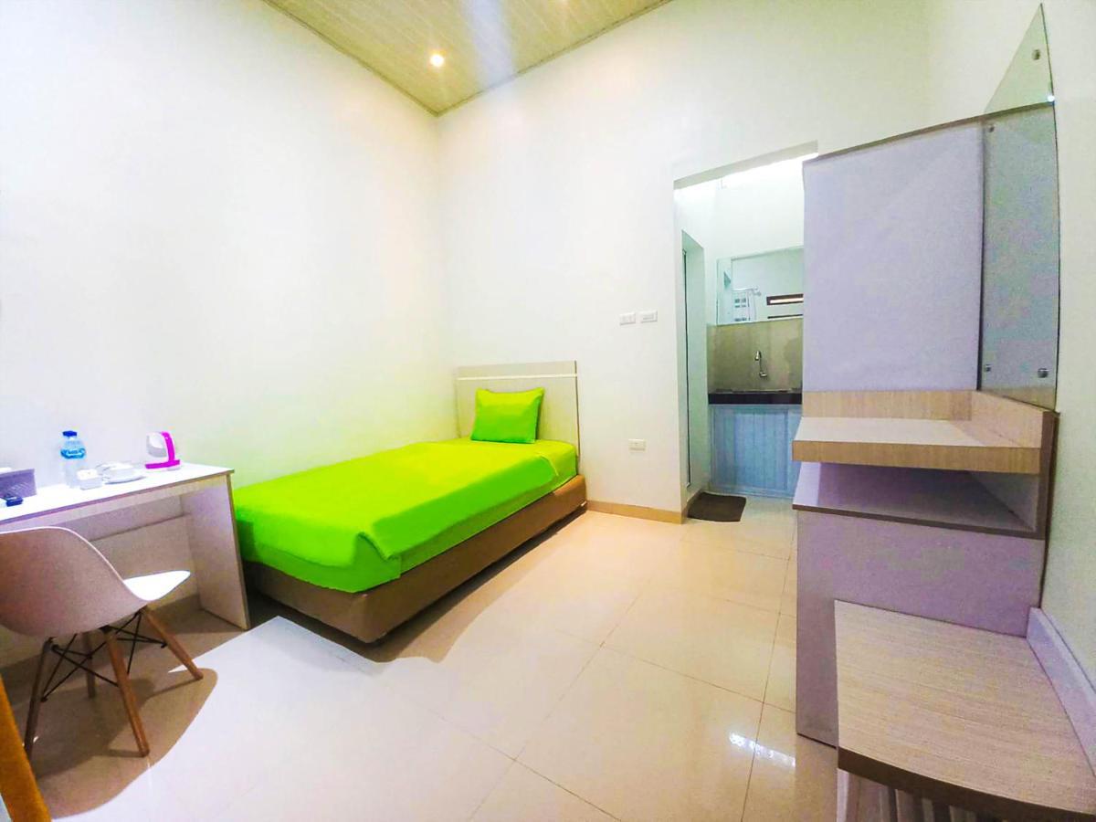 Hometown Residence Bandar Lampung Bagian luar foto
